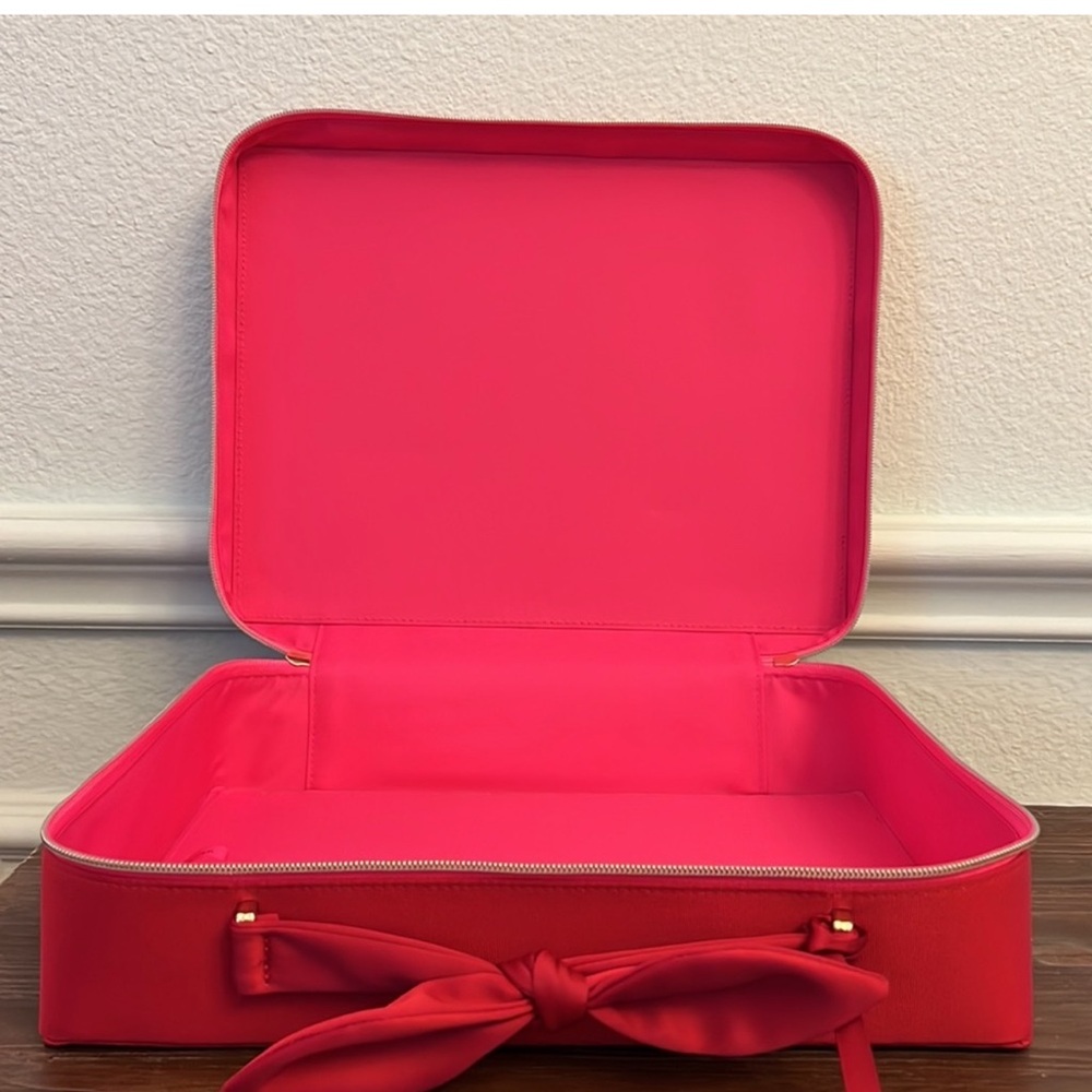 Estee Lauder Red and Pink Cosmetic Bag NWT - Picture 4 of 7
